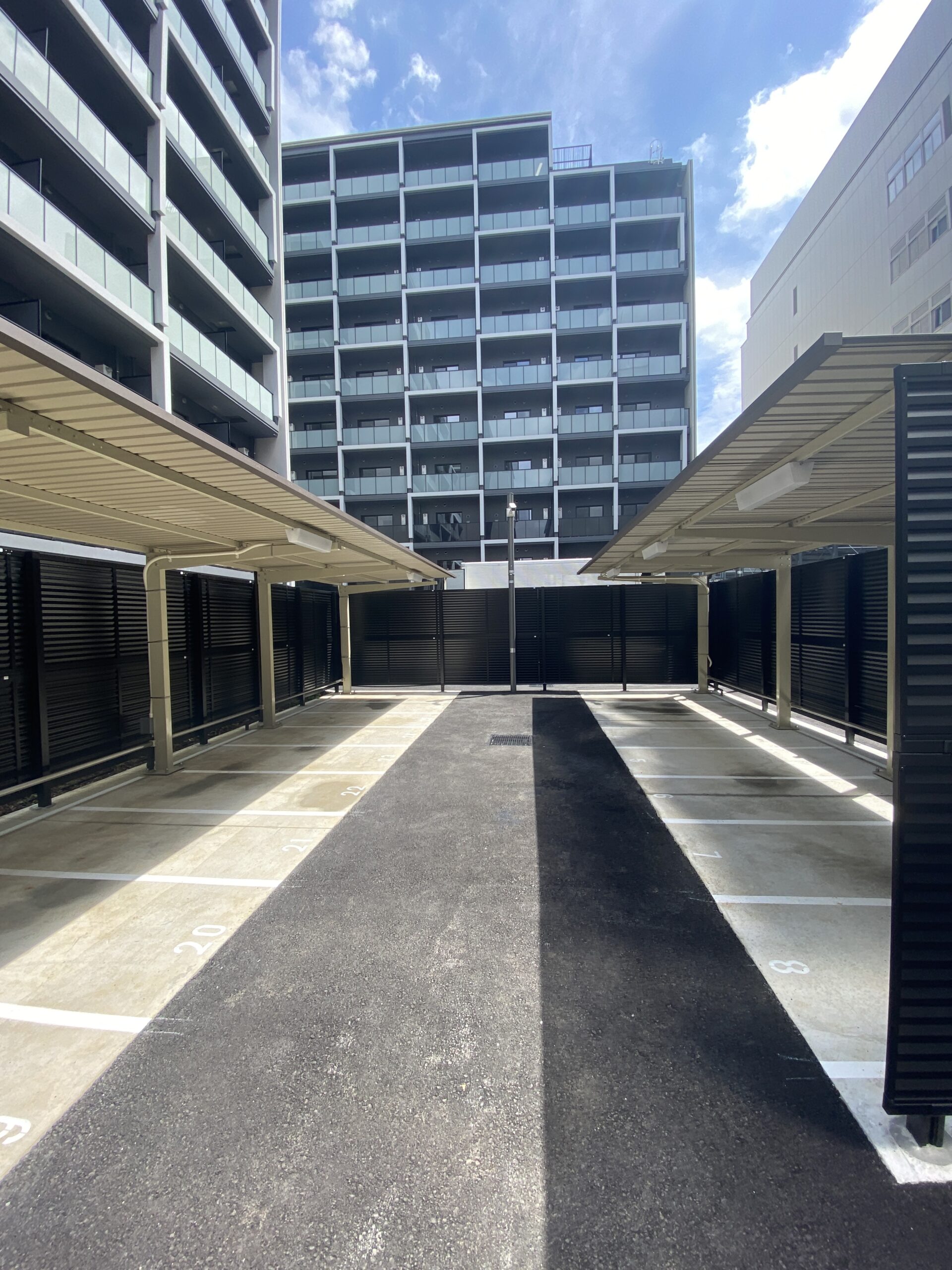 バイク置き場の画像